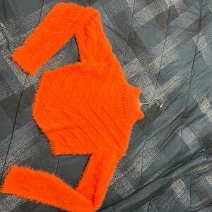 HANIFA CROPPED ORANGE SWEATER